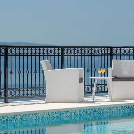 Sun Palace With Luxury 5 Bedroom And Amazing Panoramic Sea Views *