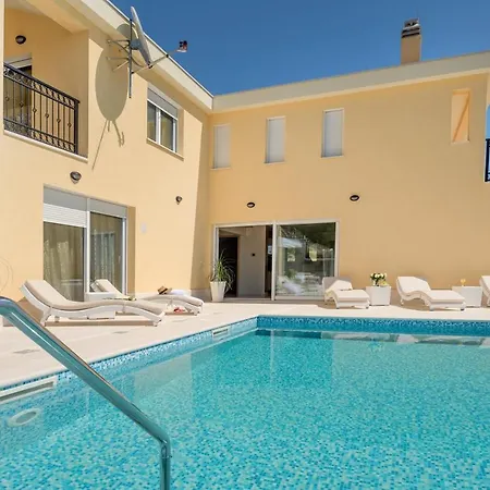 Sun Palace With Luxury 5 Bedroom And Amazing Panoramic Sea Views Mimice