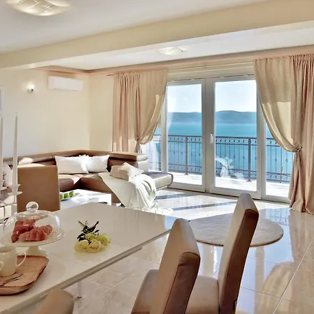 Sun Palace With Luxury 5 Bedroom And Amazing Panoramic Sea Views