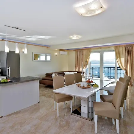 Villa Sun Palace With Luxury 5 Bedroom And Amazing Panoramic Sea Views *