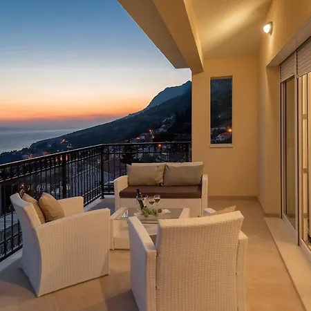 Sun Palace With Luxury 5 Bedroom And Amazing Panoramic Sea Views *