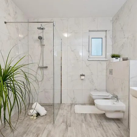 Villa Sun Palace With Luxury 5 Bedroom And Amazing Panoramic Sea Views Mimice