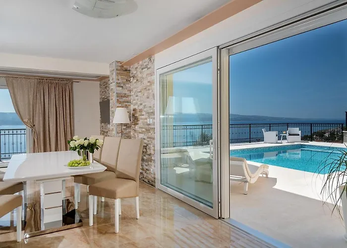 Sun Palace With Luxury 5 Bedroom And Amazing Panoramic Sea Views Villa *