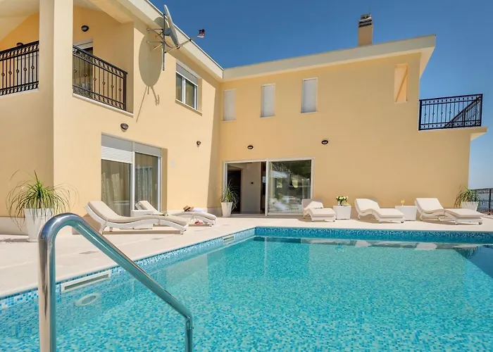 Sun Palace With Luxury 5 Bedroom And Amazing Panoramic Sea Views Mimice