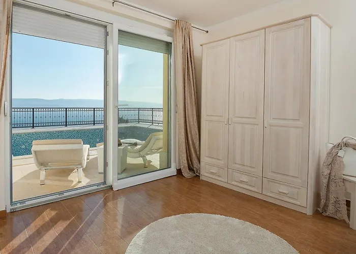 Sun Palace With Luxury 5 Bedroom And Amazing Panoramic Sea Views Villa