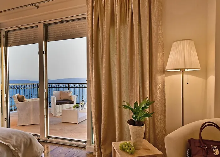 Villa Sun Palace With Luxury 5 Bedroom And Amazing Panoramic Sea Views Mimice