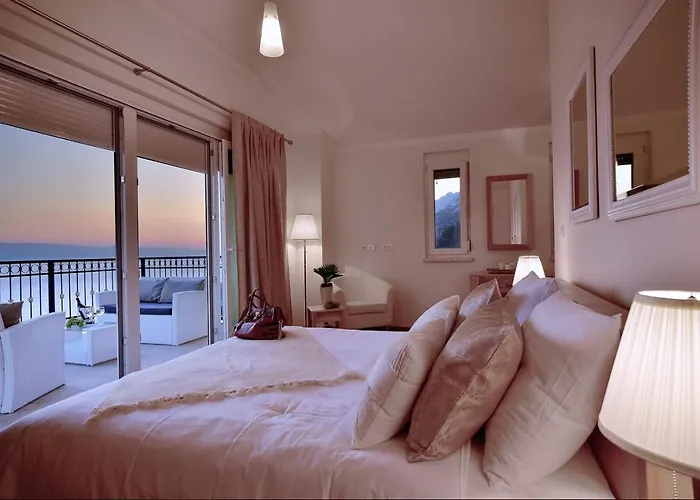 Sun Palace With Luxury 5 Bedroom And Amazing Panoramic Sea Views