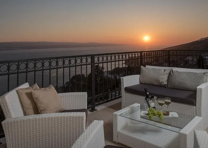 Sun Palace With Luxury 5 Bedroom And Amazing Panoramic Sea Views Villa *