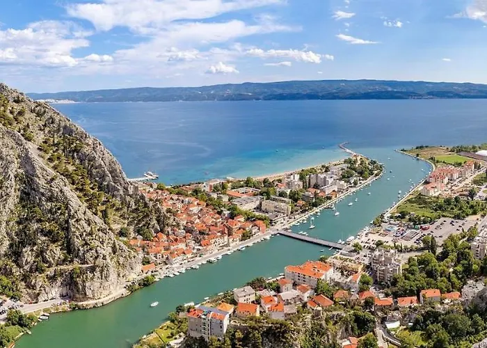 Villa Sun Palace With Luxury 5 Bedroom And Amazing Panoramic Sea Views Mimice